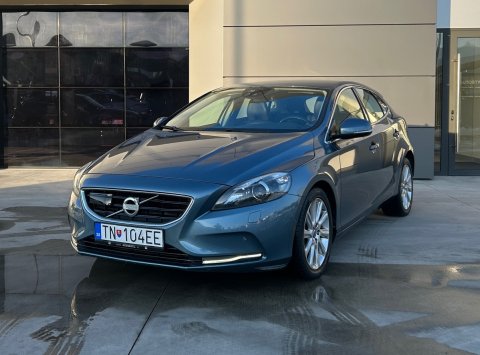 Volvo V40 D2 MT6 Momentum